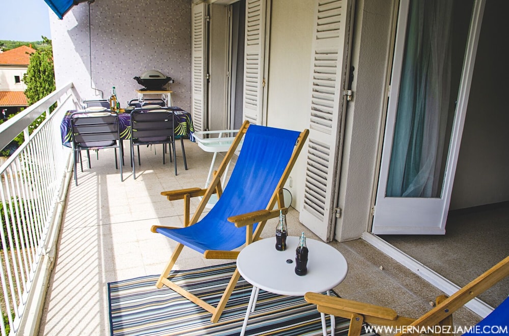 New! T2 By The Sea, Air Conditioned, Secure Parking - Saint-Cyr-sur-Mer