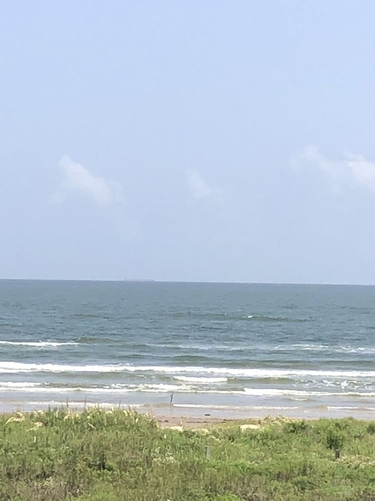 Beautiful Front Row With Incredible View, Discounts For 7 Night  Rentals!! - Surfside Beach, TX