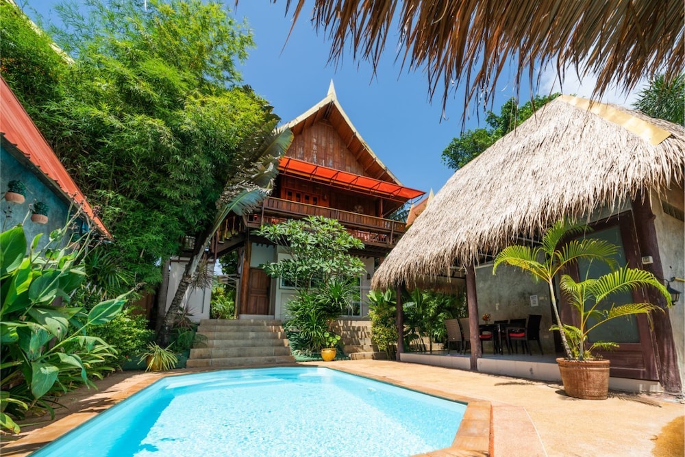 Villa Ayutthaya, Private Pool Near The Beach With Sea View - 크래비