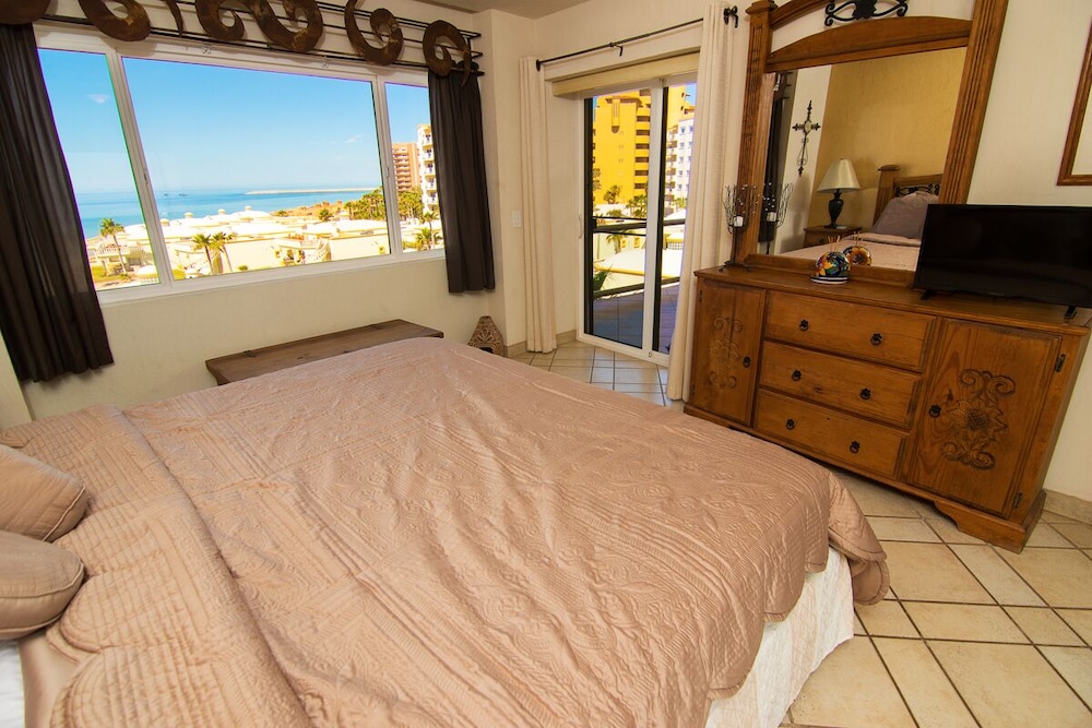 Luxuriöse 1 Schlafzimmer Eigentumswohnung Am Sandstrand In Las Palmas Resort B-402 - Sonora