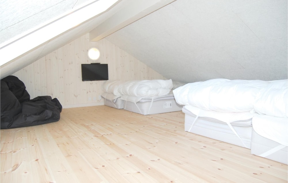 La Maison De Vacances Est Lumineuse, Délicatement Aménagée Avec Des Meubles Modernes Confortables, D - Danemark