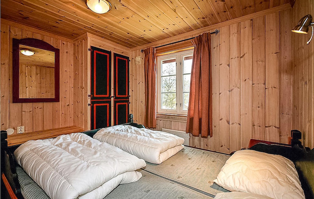 Beautiful Home In Hemsedal With 6 Bedrooms, Sauna And Wifi - Norway