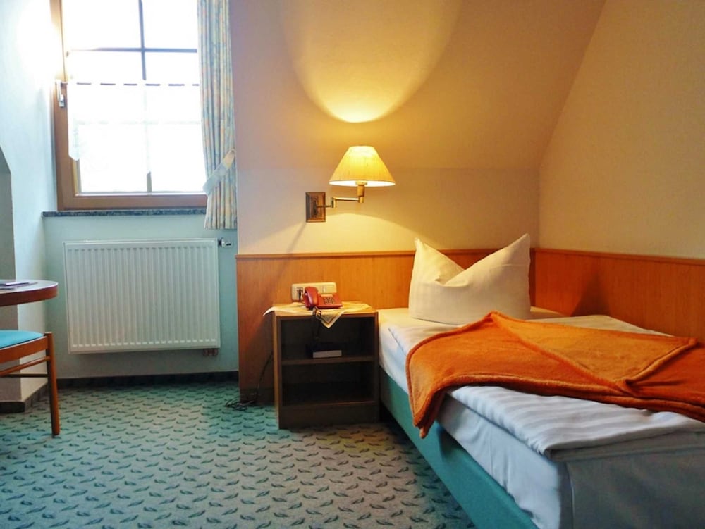 Single Room - Country Hotel "Neuwiese" With Traditional Inn "At The Mill" - Oder