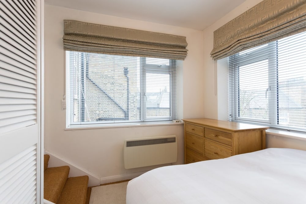 Professionally Cleaned 1 Bed Flat In South Kensington - Marylebone