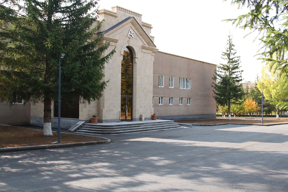 Jermuk Ashkhar Sanatorium - Armenia