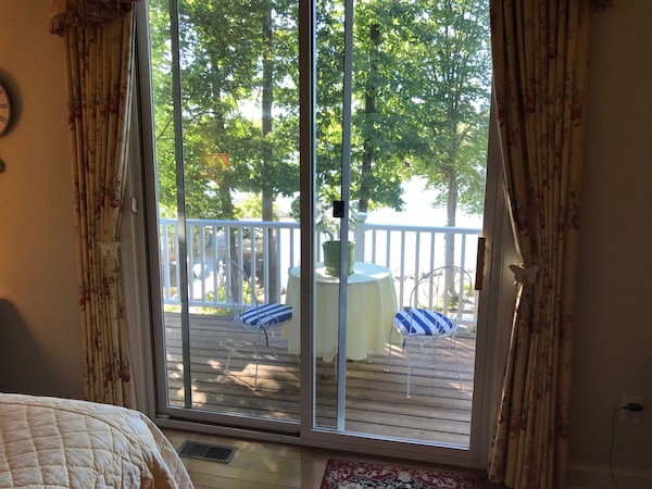 The Perfect Lake Anna Waterfront Home! - Lake Anna, VA