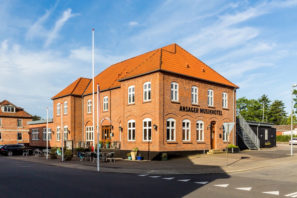Ansager Hotel Og Hytteby - Dania