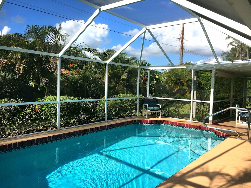 Wonderful Home With Heated Pool Near Beaches And Shamrock Park Free Wifi - Venice Beach, FL