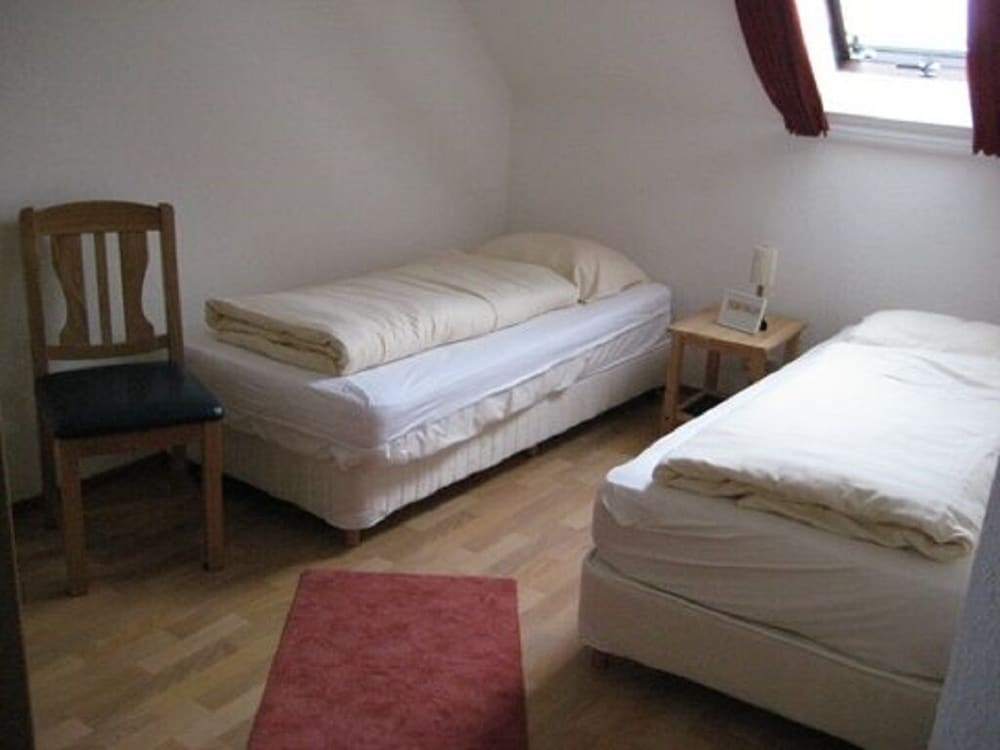 Am Sternberg 209 - Two Bedroom Resort, Sleeps 6 - Hessen