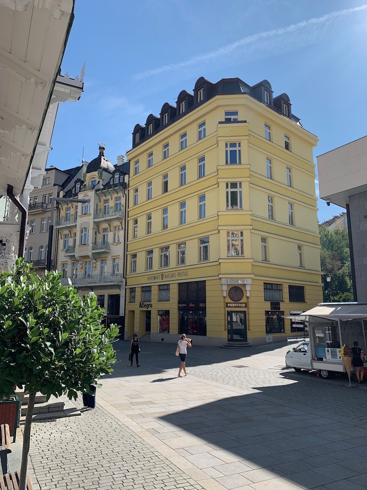 Karlsbad Prestige - Karlovy Vary