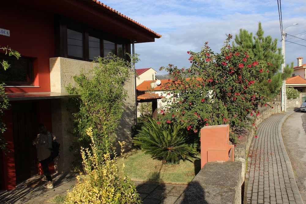 Casa Da Bica - Rustikales Haus Neben Dem Heiligtum Von Bom Jesus - Braga