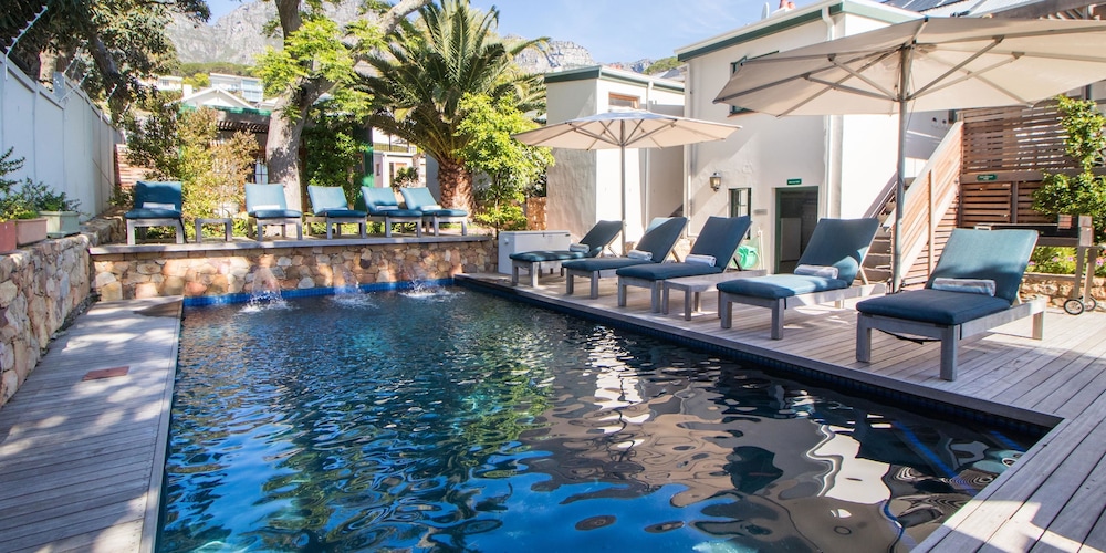 Camps Bay Village - Studios And Apartments - Cape Town