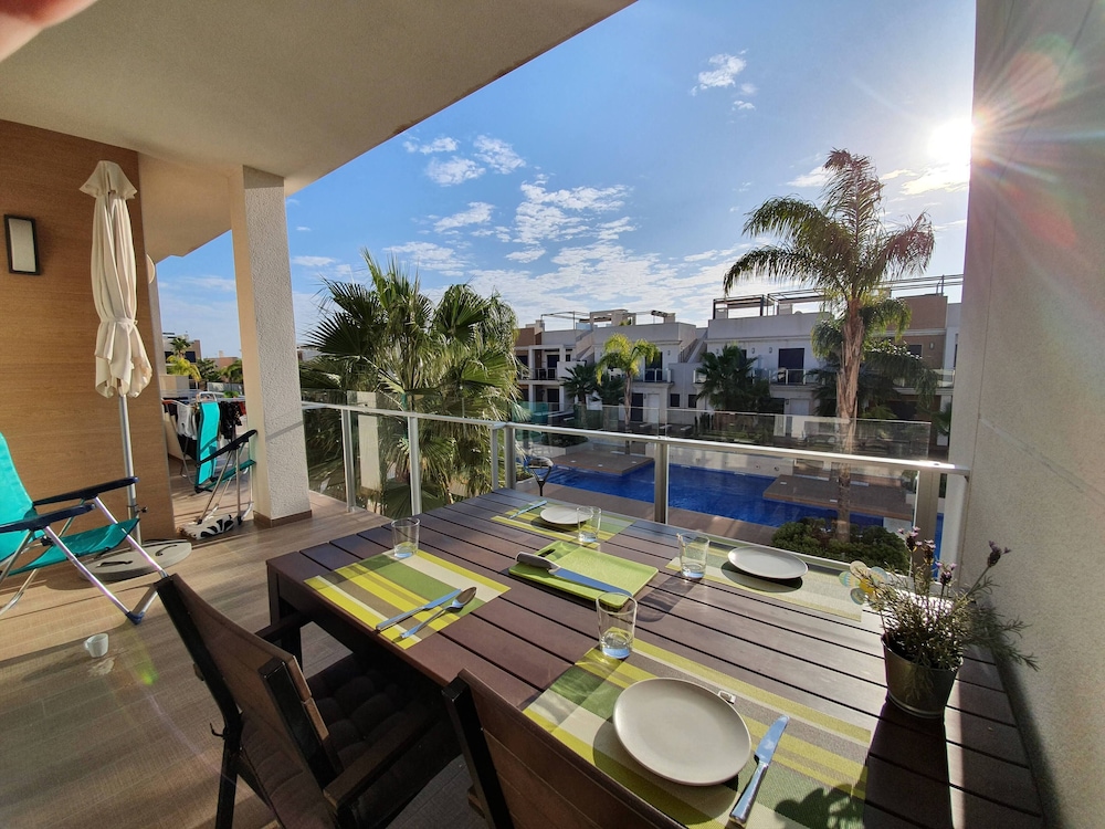 Modern 2 Bedroom Apartment With Swimming Pool 800 From The Beach - Playa Flamenca