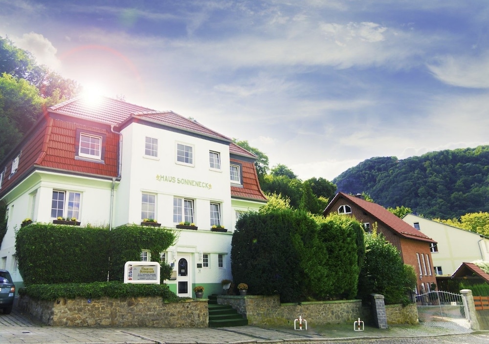 Hotel Garni Haus Sonneneck - Thale
