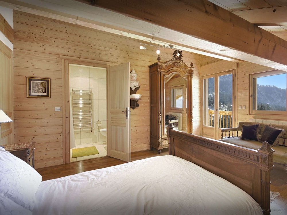 4-star Ski Chalet With Two Kitchens Perfect For Two Families - Ovo Network - La Roche-sur-Foron