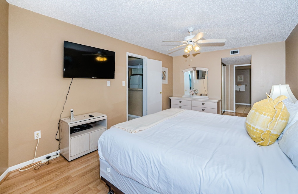 Villas of Clearwater Beach - A13 - Clearwater, FL