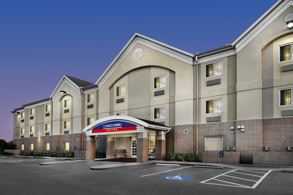 Candlewood Suites Conway - Conway, AR
