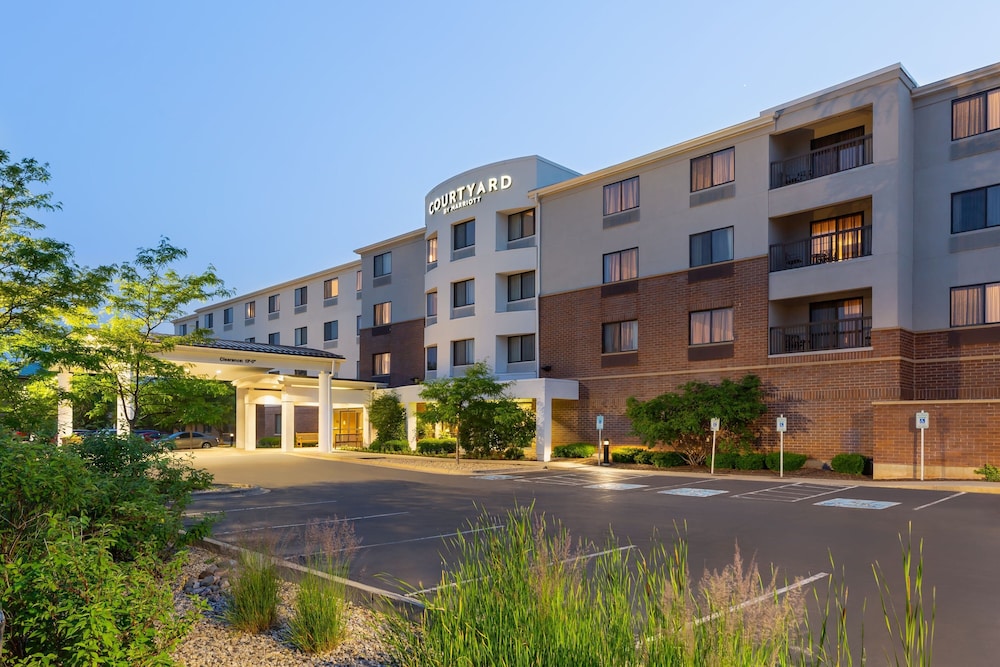 Courtyard By Marriott Madison West / Middleton - Middleton, WI