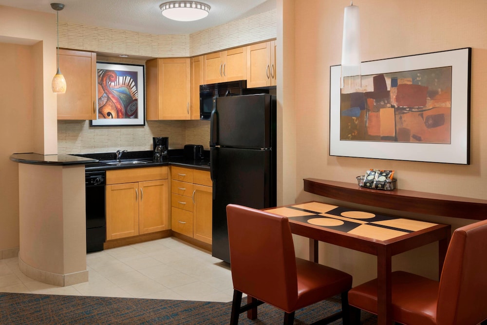Residence Inn By Marriott Toronto Downtown / Entertainment District - Mississauga