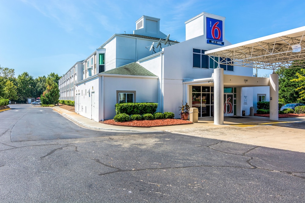 Motel 6 Fort Mill, Sc - Charlotte - Camp Snoopy, Fort Mill