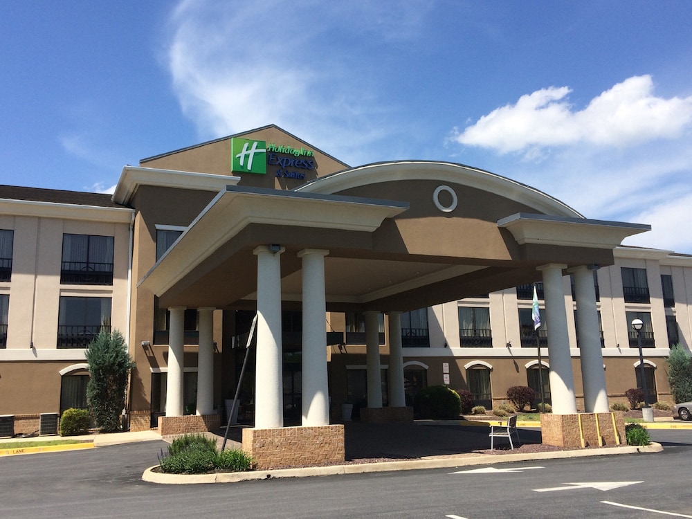 Holiday Inn Express Hotel & Suites Winchester, An Ihg Hotel - Shenandoah National Park