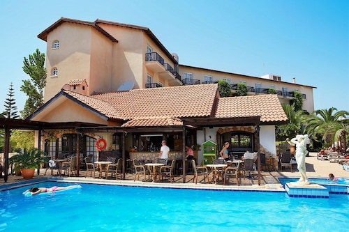 ANAIS BAY HOTEL & APTS , Ellinon 23 , PROTARAS - Northern Cyprus