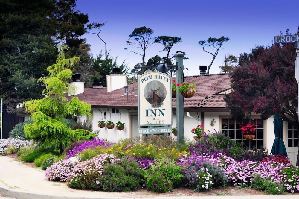 Deer Haven Inn - Monterey