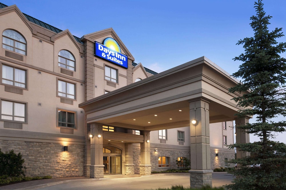 Days Inn & Suites By Wyndham Collingwood - The Blue Mountains