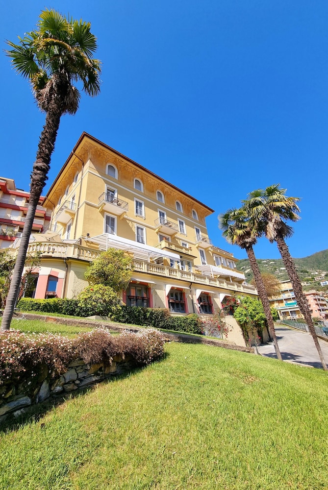 Hotel Canali - Le Cinque Terre - Rapallo
