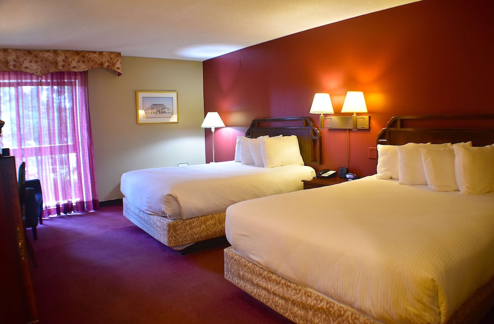 Fireside Inn & Suites Gilford - Lake Winnipesaukee, NH