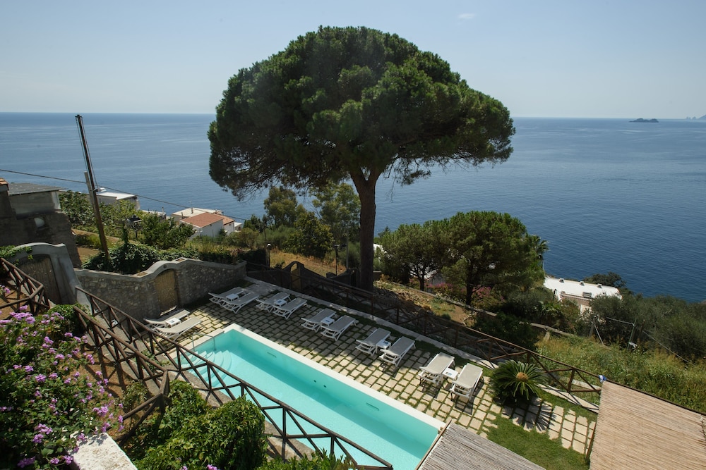 Hotel Il Pino - Amalfi Coast