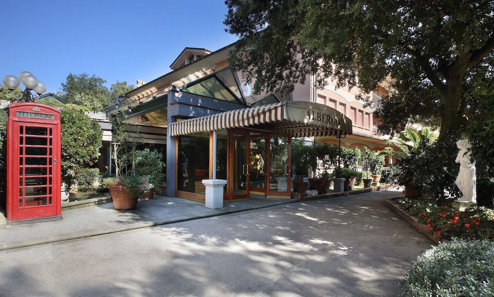 Hotel Villa Delle Rose - Montecarlo, Italia