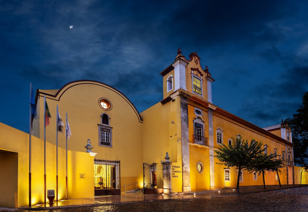 格拉卡修道院塔维拉宾馆 - 历史酒店 - 聖露西亞
