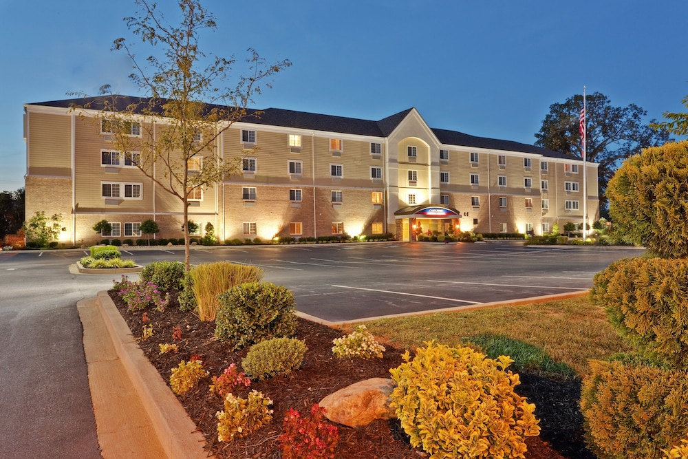 Candlewood Suites Bowling Green - Bowling Green, KY