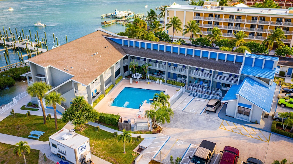 Dockside Inn & Resort - Florida