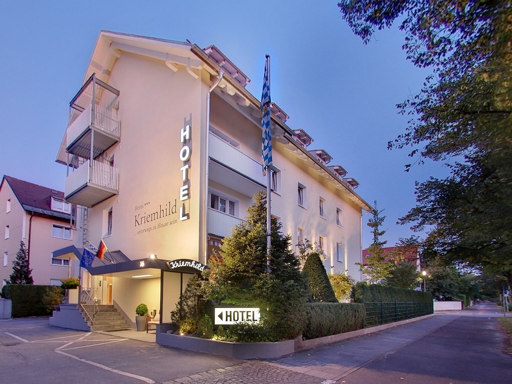 Hotel Kriemhild Am Hirschgarten - Múnich