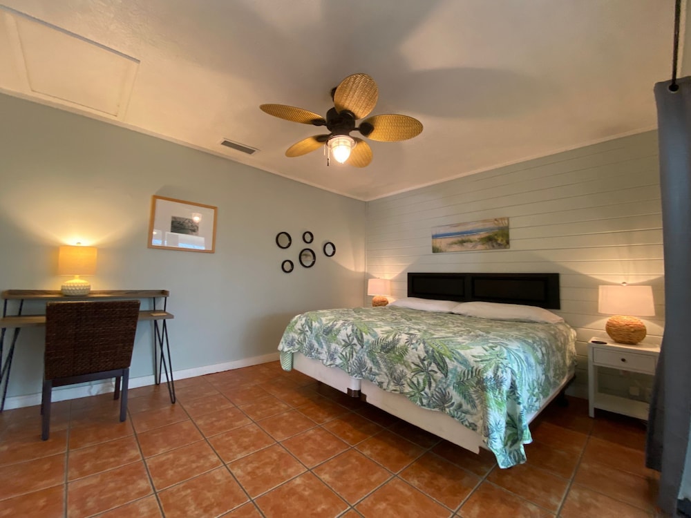 Lighthouse - Heated Pool And Firepit! Near: Amp, Historic District, And Beach! - St. Augustine, FL