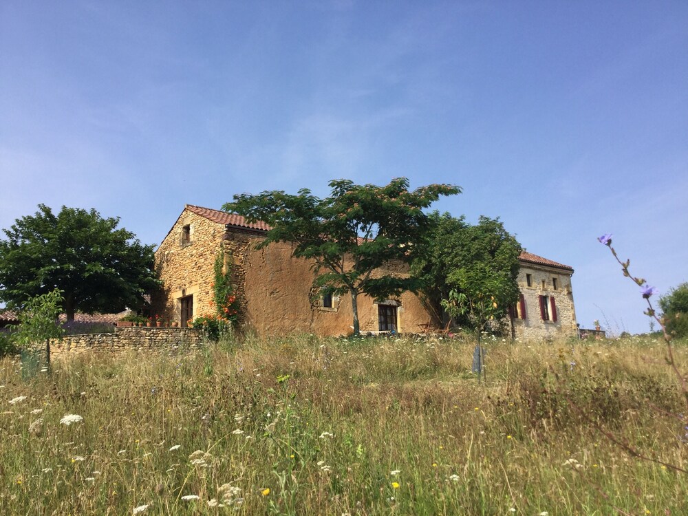 Renoviertes Bauernhaus Mit Schöner Aussicht, Privatsphäre Und Komfort - Dordogne