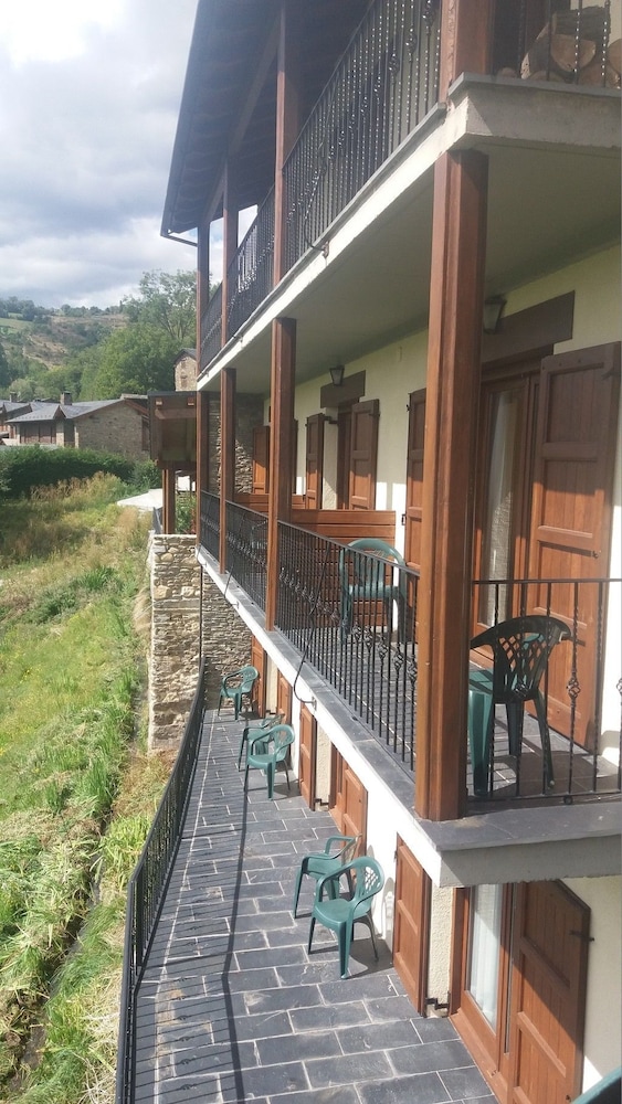 Hotel Cal Martri - Alp