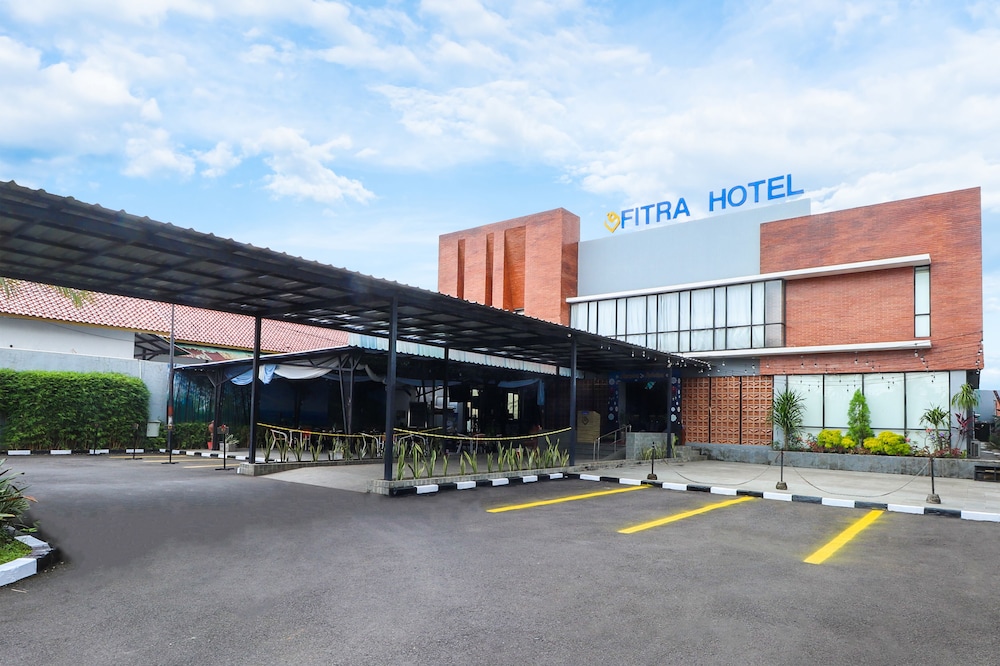 Fitra Hotel Majalengka - Majalengka
