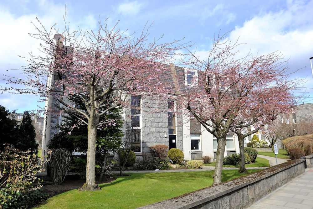 Home From Home Aberdeen - Claremont Gardens - University of Aberdeen