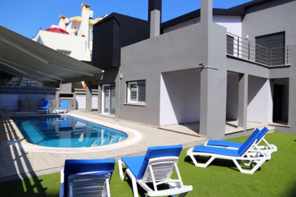 Sema Villa With Private Pool In The Heart Of Kyrenia Town.  Sleeps 8. - Cyprus