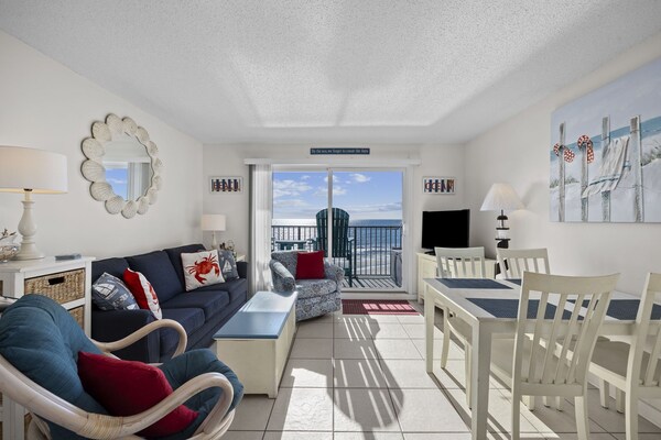 Beautiful Oceanfront Suite With Breathtaking Views! - Surfside Beach, SC