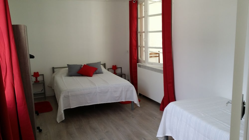 Casa Independiente De 2 Dormitorios Para 5 A 7 Personas - Angers