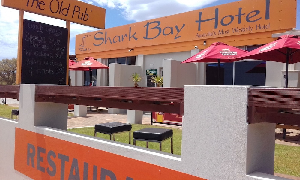 Shark Bay Hotel - Shark Bay