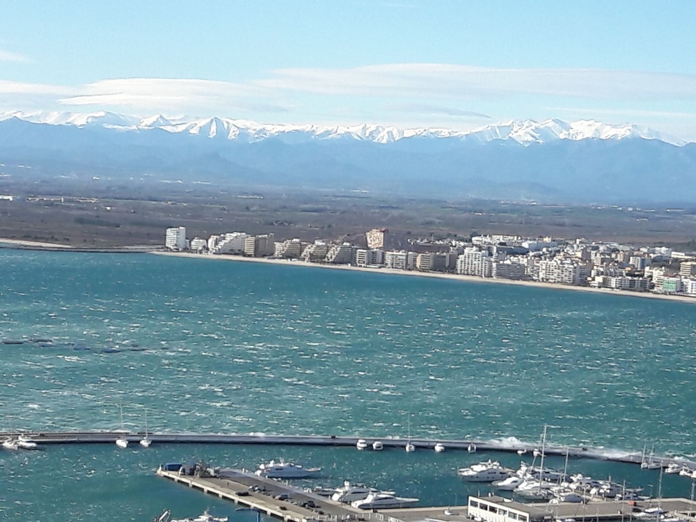 Magnificent View Of Rosas Bay And The Pyrenees Chain - Roses