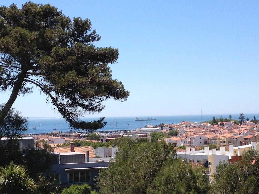 Family Friendly Bright Quiet Modern Apartment With Great View Wifi - Cascais