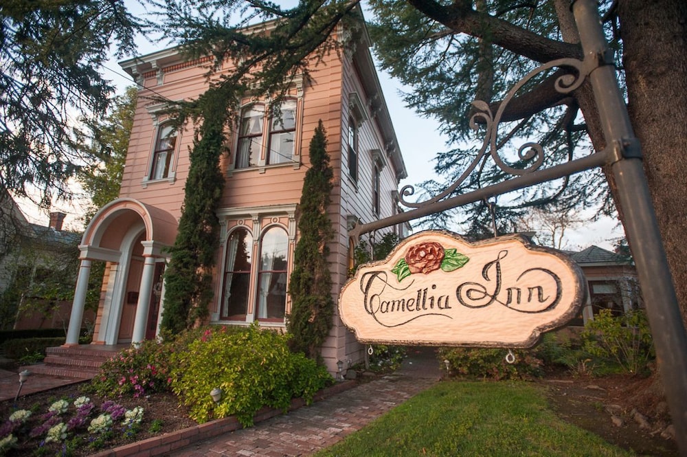 Camellia Inn - Healdsburg, CA