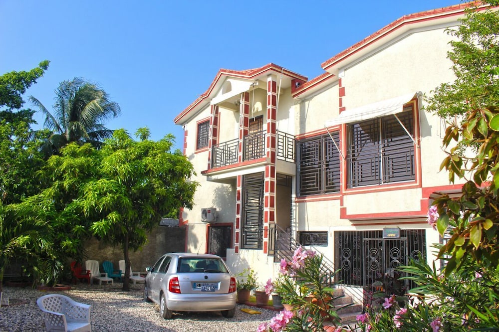 Marcie Guesthouse Hôtel And Restaurant - Port-au-Prince