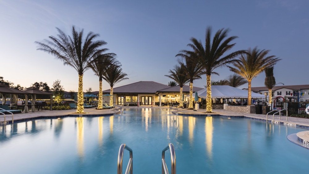 2 Bedroom Townhome-balmoral Resort-waterpark-pool - Winter Haven, FL
